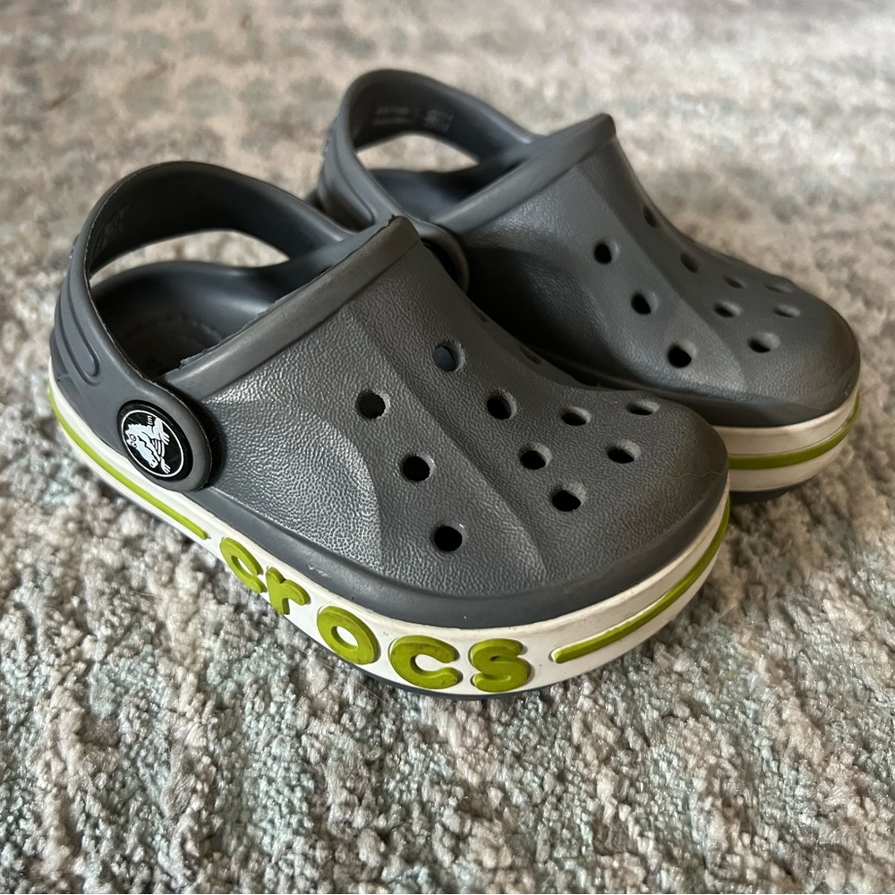 Crocs size 5